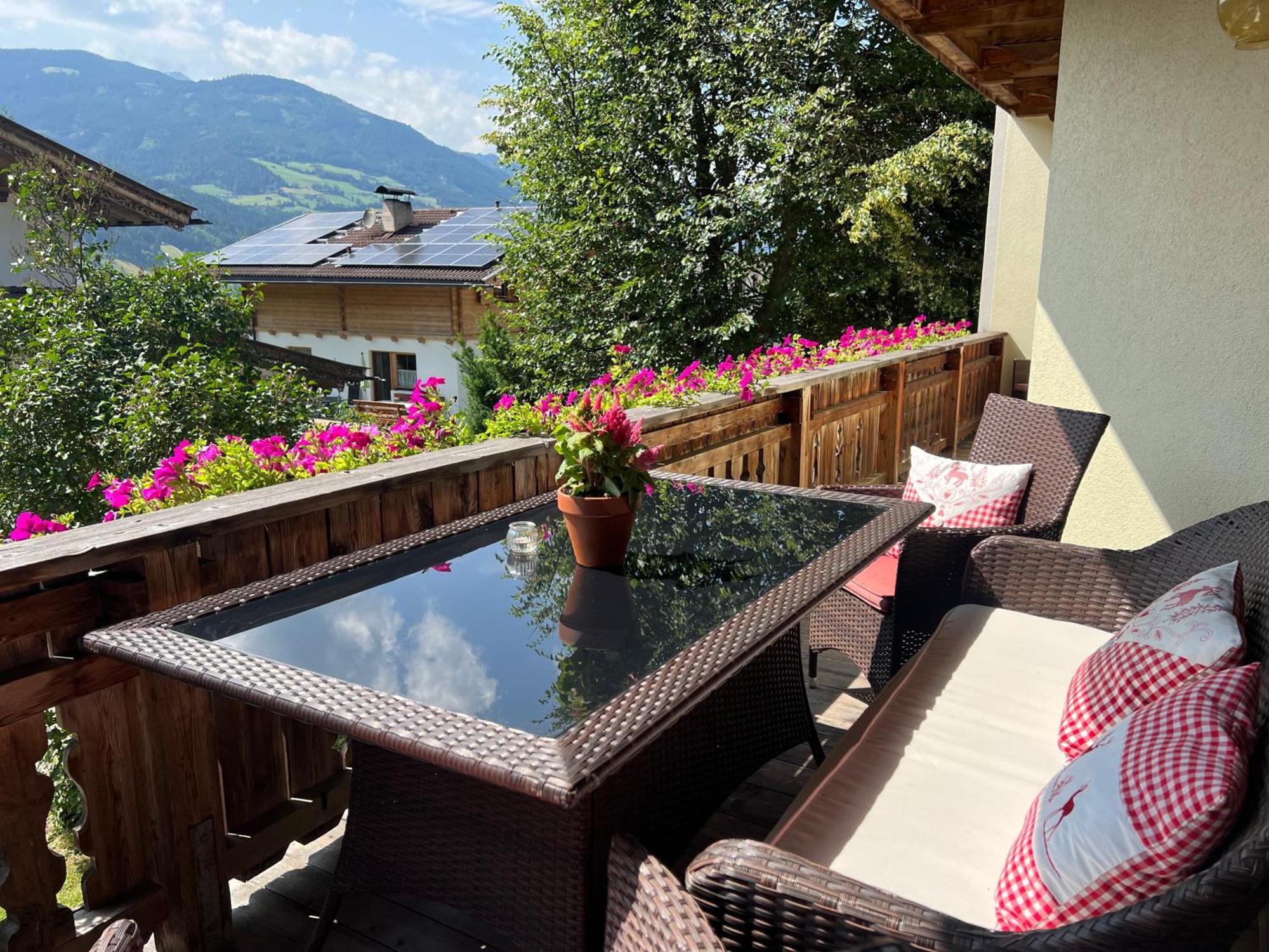 Ferienwohnung Platzhirsch Panorama View Balkon, Gartensauna, Garten, Grillplatz Stumm Zewnętrze zdjęcie